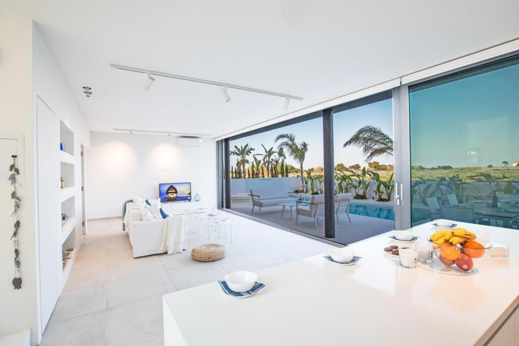 The White H Villa, Protaras, Fresh And Peaceful Paralimni Buitenkant foto